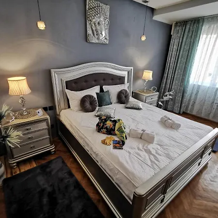 Apartment Crystal Brasov