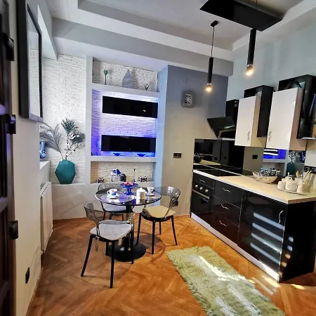 Crystal Apartmán Brašov